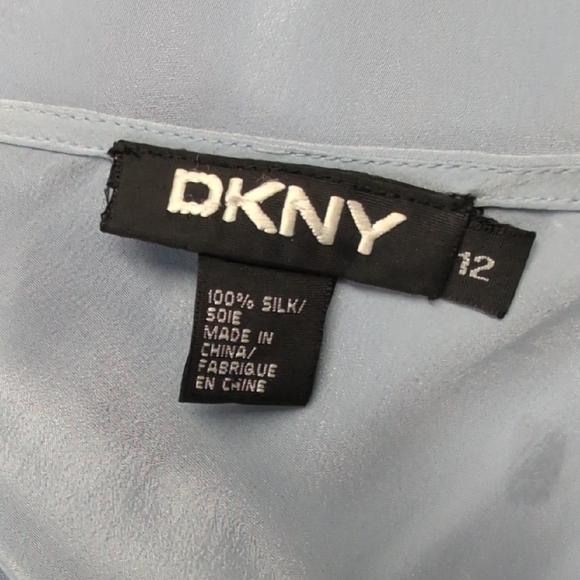 DKNY silk skirt with fashionable pleats - Picture 6 of 8